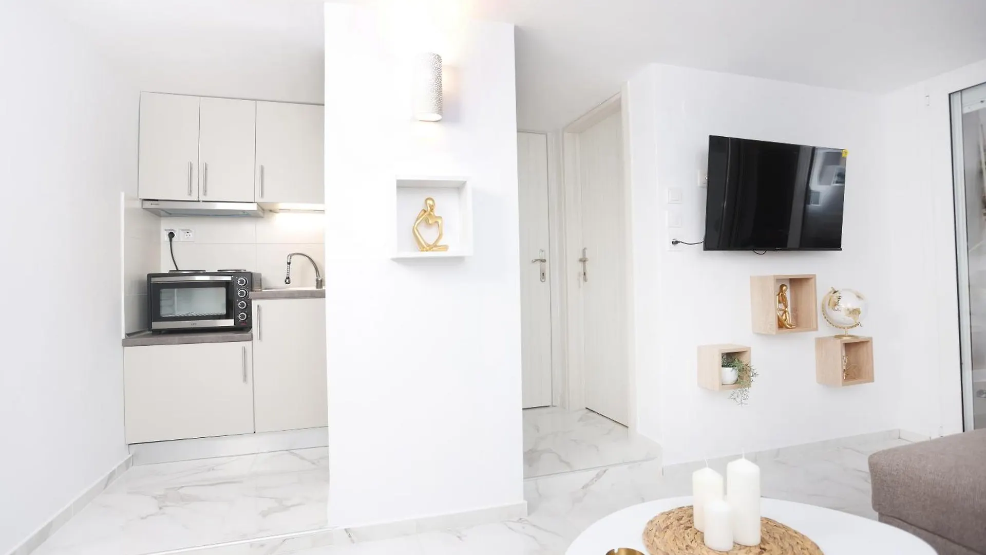 Milou 40 Downtown Apartment Thessaloniki