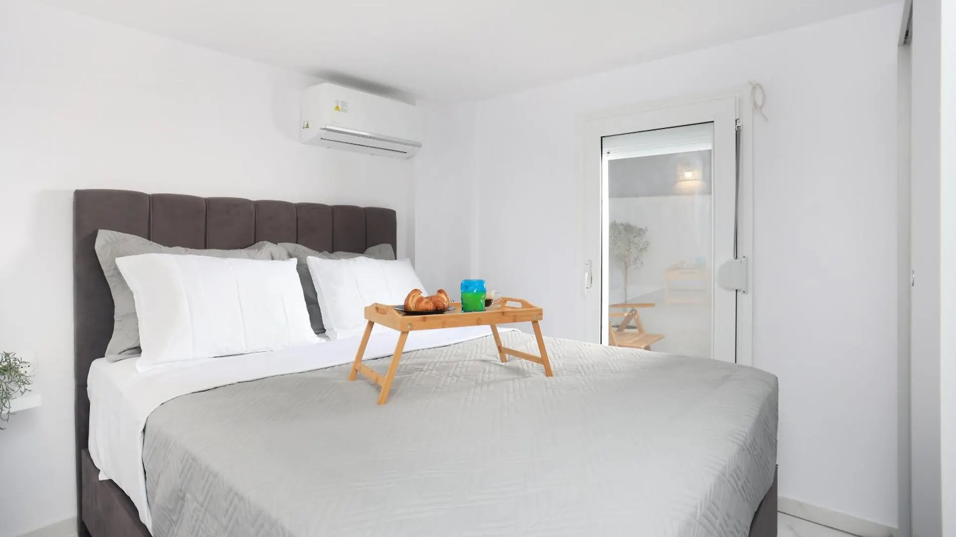 Milou 40 Downtown Apartment Thessaloniki