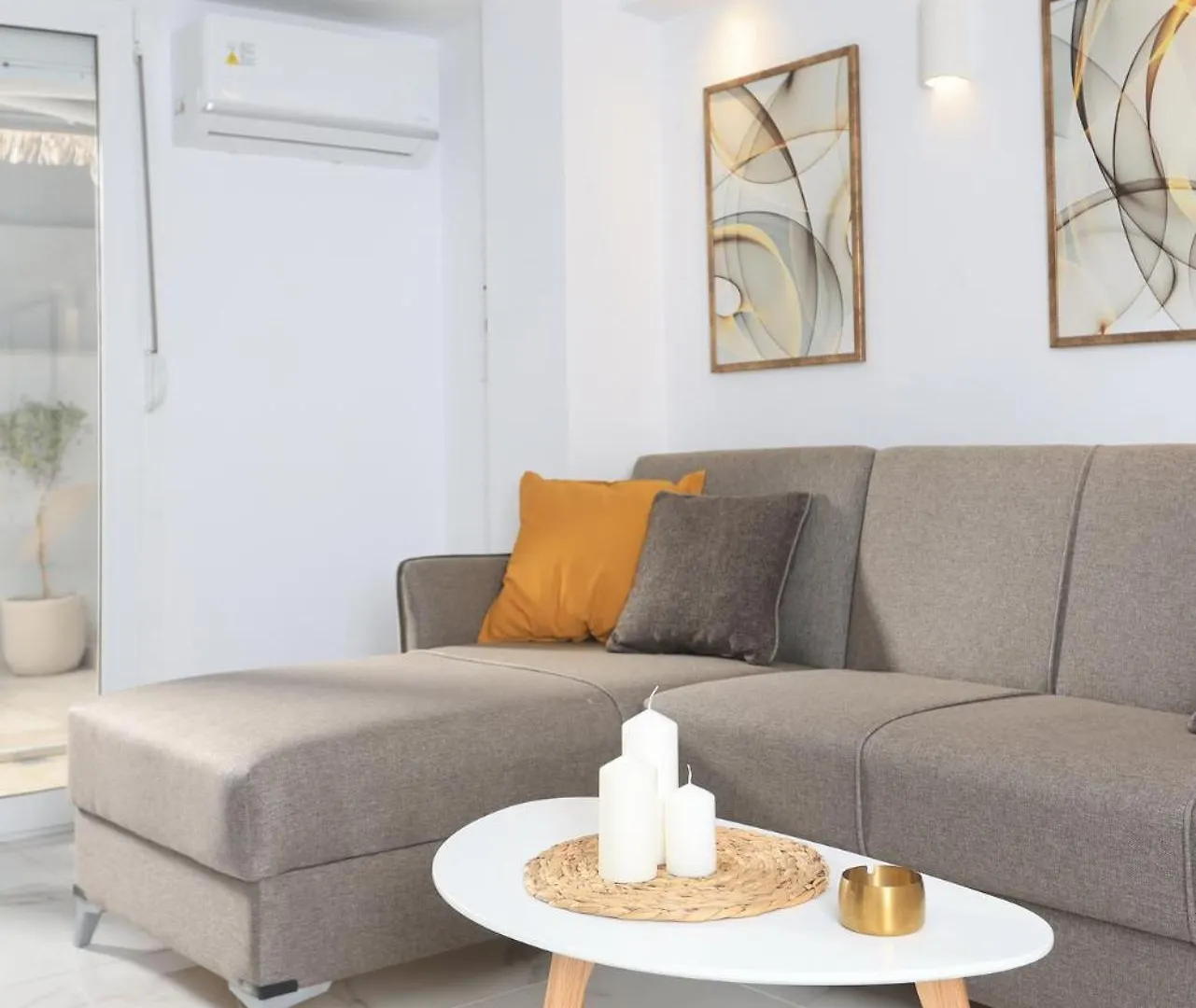 Milou 40 Downtown Apartment Thessaloniki