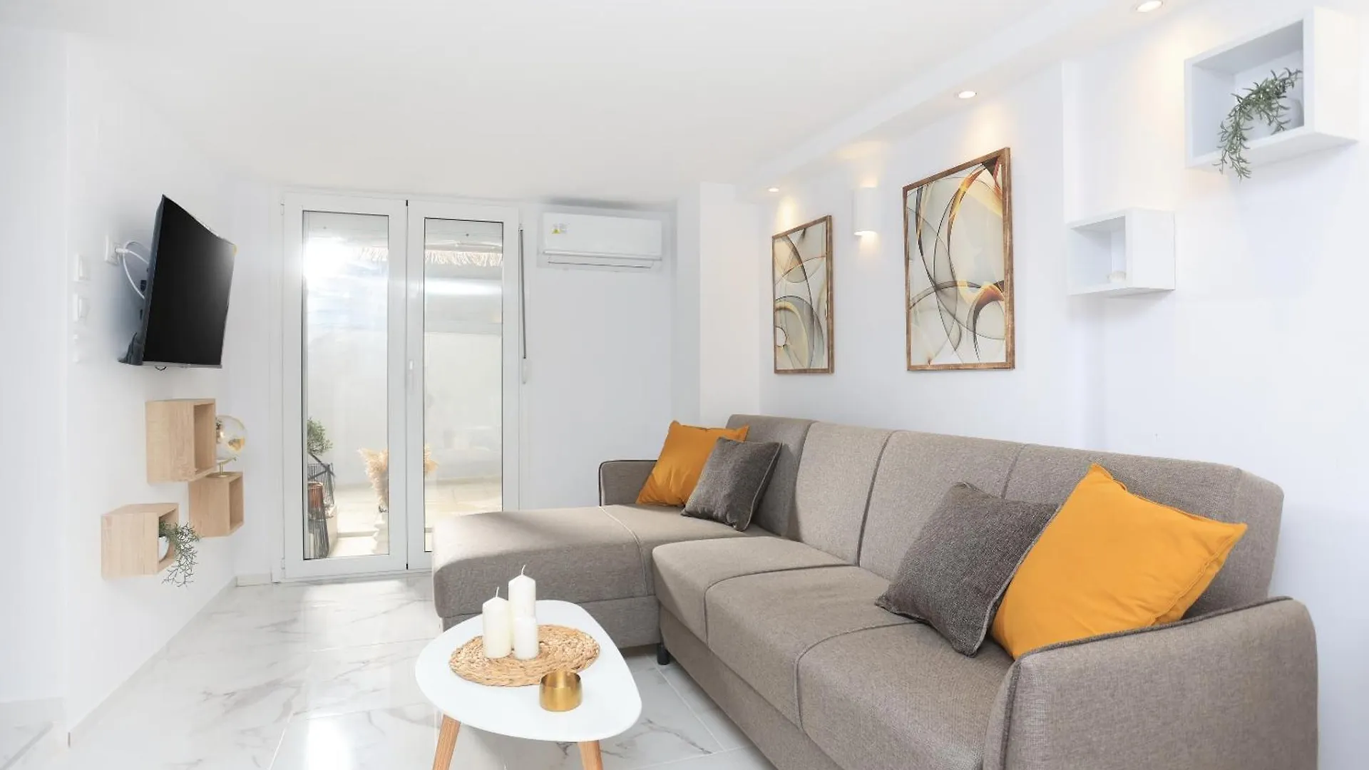 Milou 40 Downtown Apartment Thessaloniki