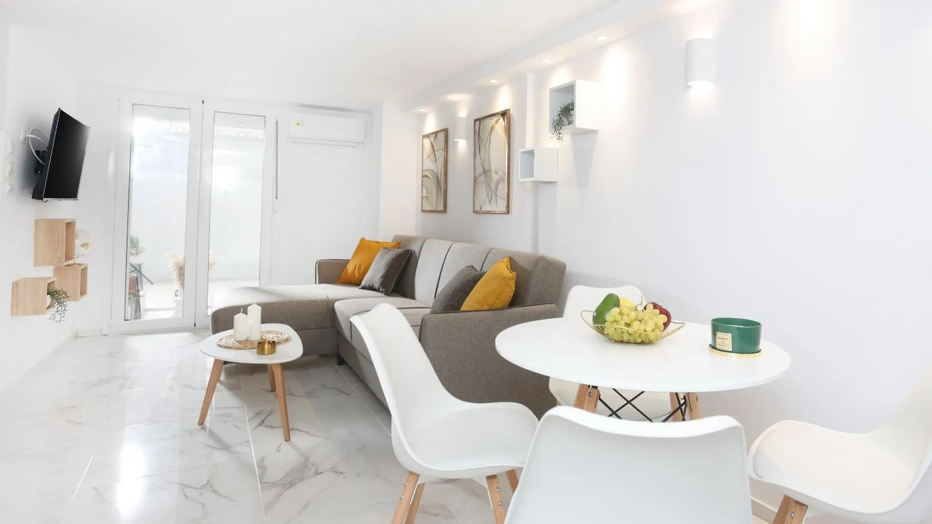 Milou 40 Downtown Apartment Thessaloniki